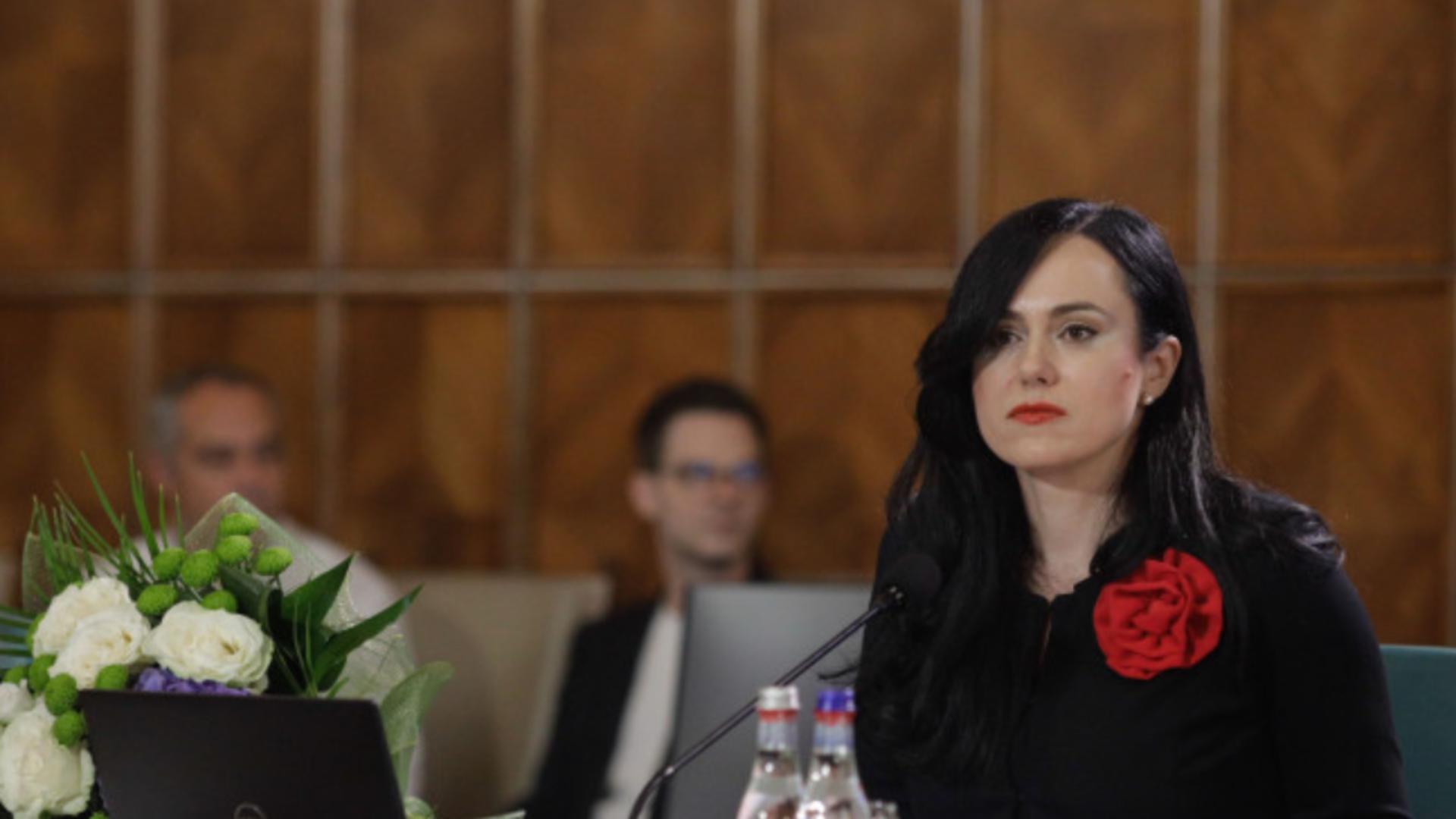 Legea pensiilor e gata în noiembrie. Cu cât vor crește din 2024 – Ministrul Muncii, anunț pentru pensionarii din România