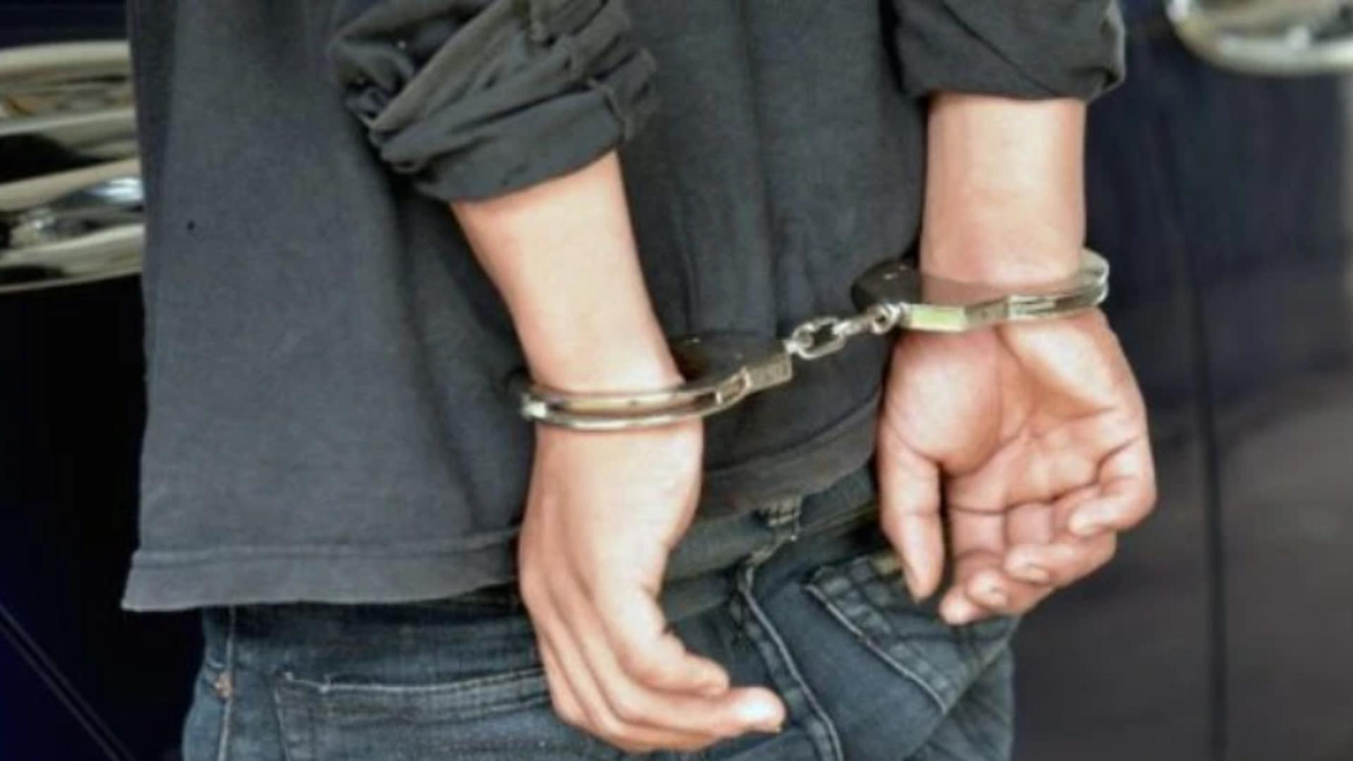 Un cunoscut actor, în vârstă de 22 de ani, a fost arestat pentru agresiune sexuală