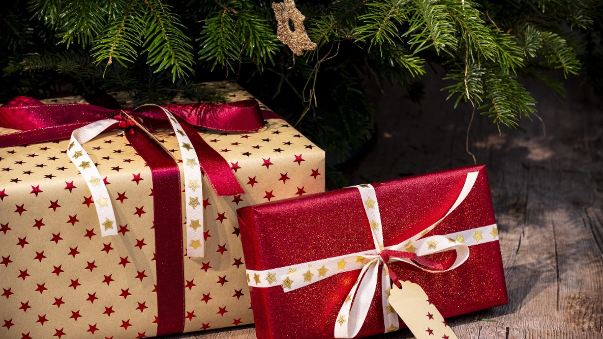 Cadouri de Crăciun: Cât de grave sunt efectele șpăgilor „ambalate în atenții”