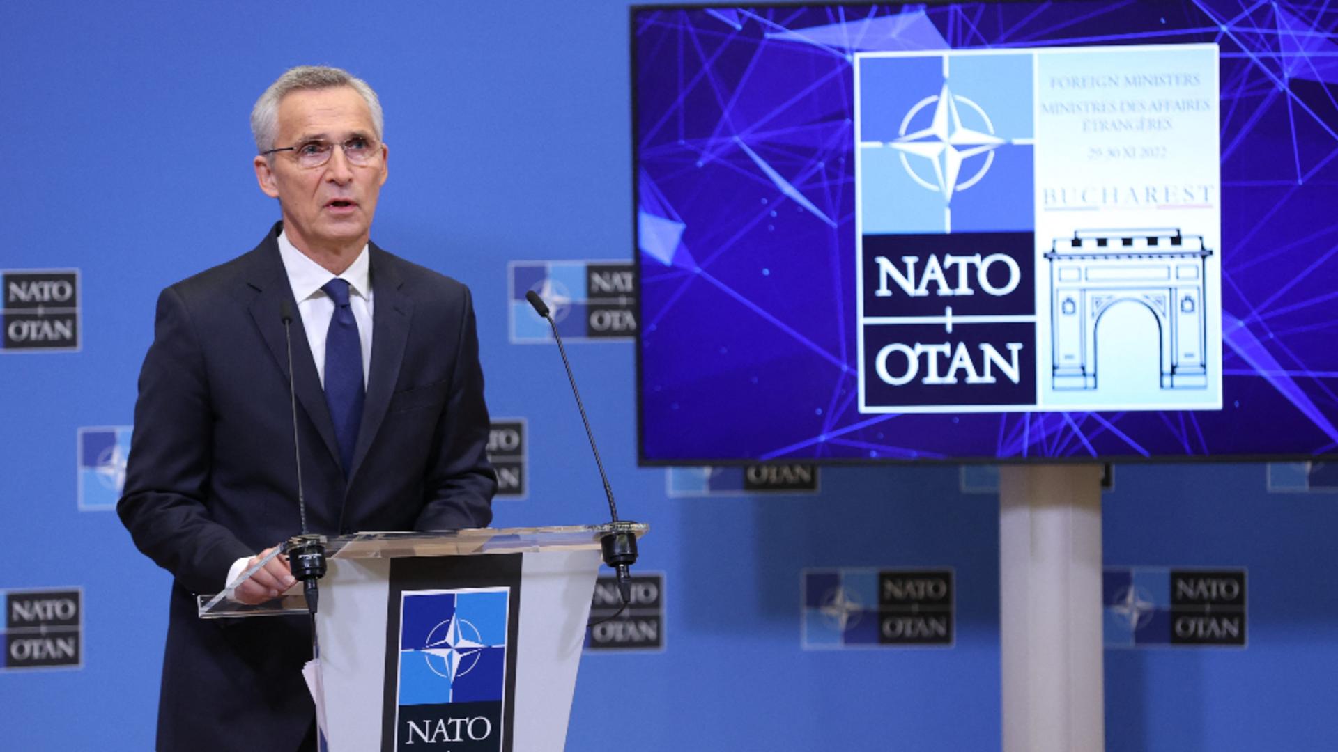Șeful NATO: Ar trebui să ne pregătim de vești proaste din Ucraina