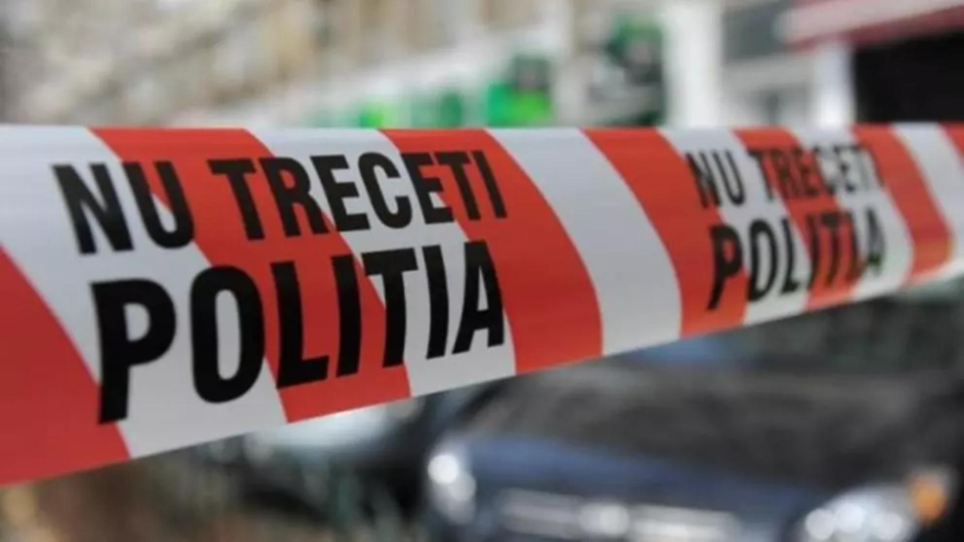Tânăr, ÎNJUNGHIAT pe stradă, în Capitală! Victima a fost transportată de urgență la spital
