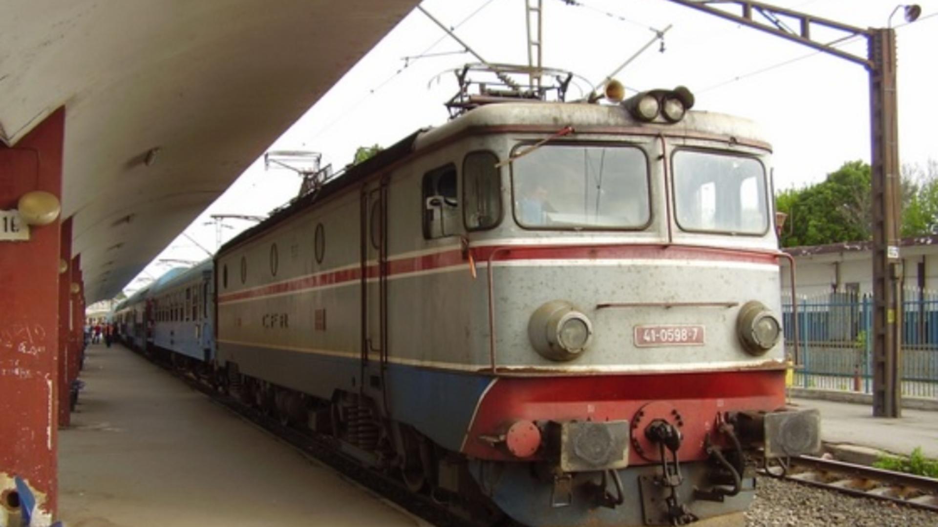 Jaf feroviar la Simeria: Hoții de cabluri, puși sub control judiciar