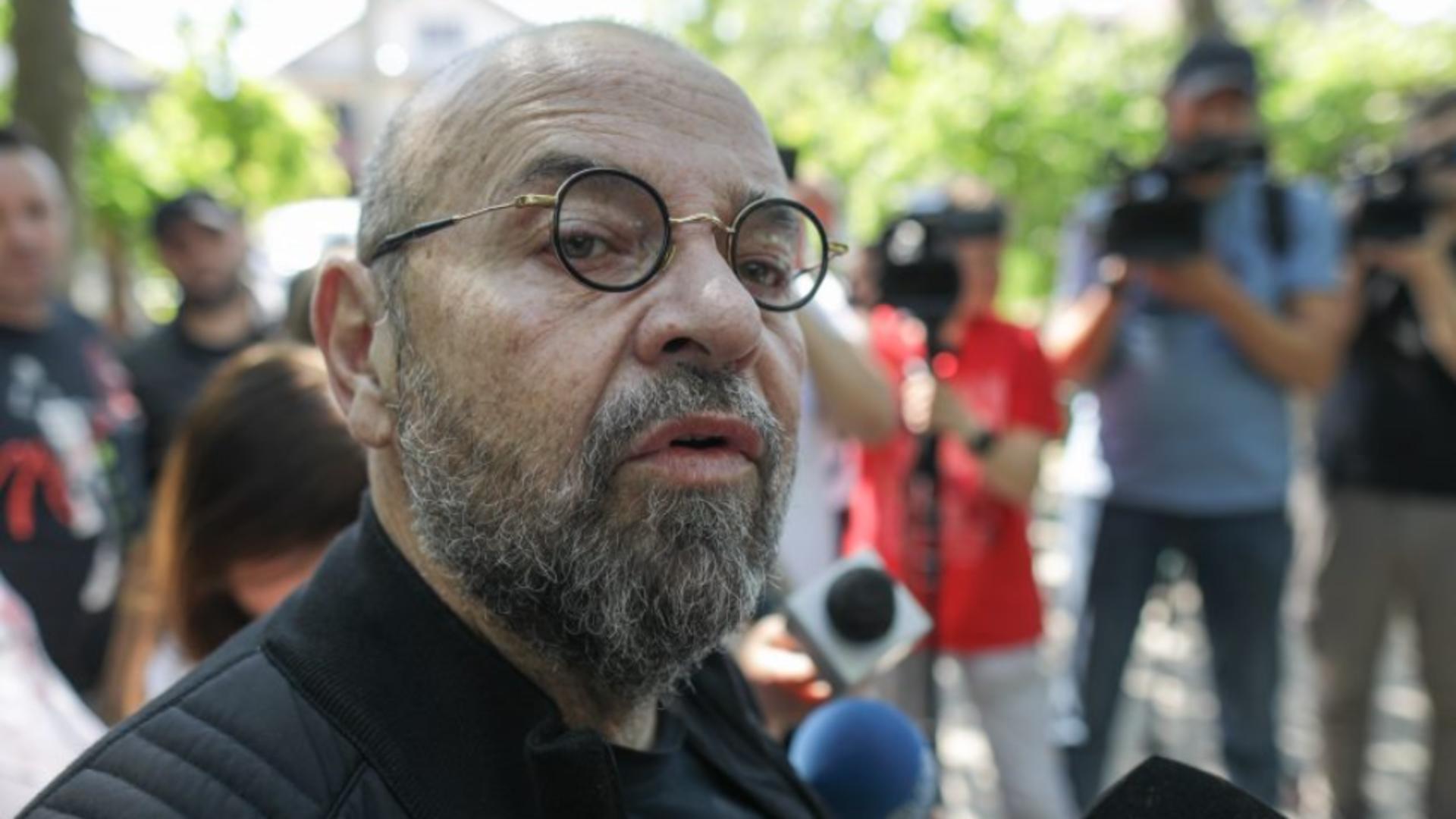 Piedone iese la atac, după ce a fost acuzat de conflict de interese: Securitatea, păpușarii politici și hoții de țară sunt împotriva mea și a cetățenilor
