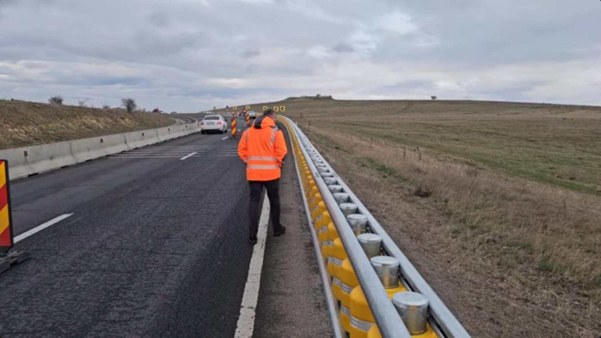 VIDEO. Cum arată noile sisteme de parapete mobile montate pe DN1. CNAIR se laudă că sunt cele mai sigure