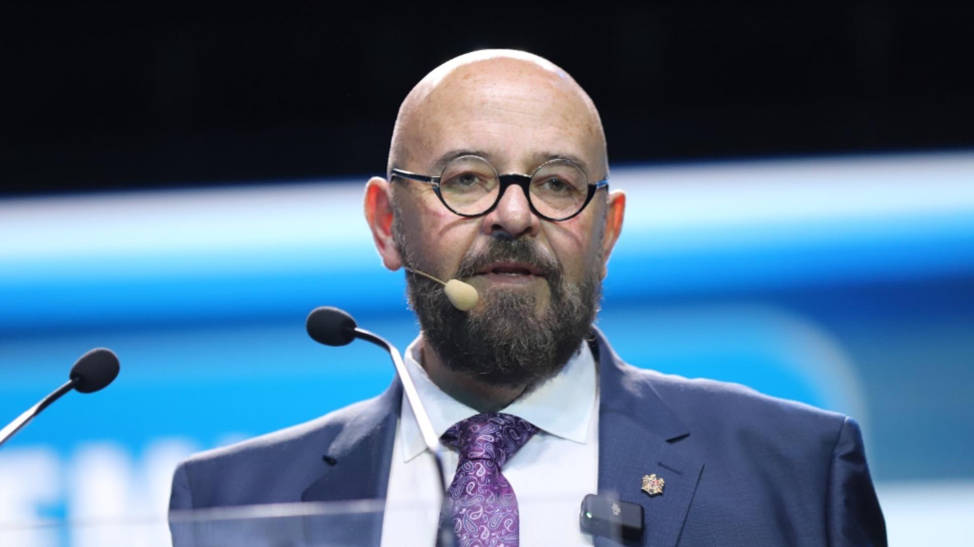 Caracatița din jurul primarului Piedone: Zeci de apropiați în funcții cheie! Tentaculele din sistem