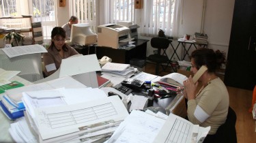 Dezastrul din administrație. Funcționarii publici nu știu serviciile online ale instituției la care lucrează de zeci de ani