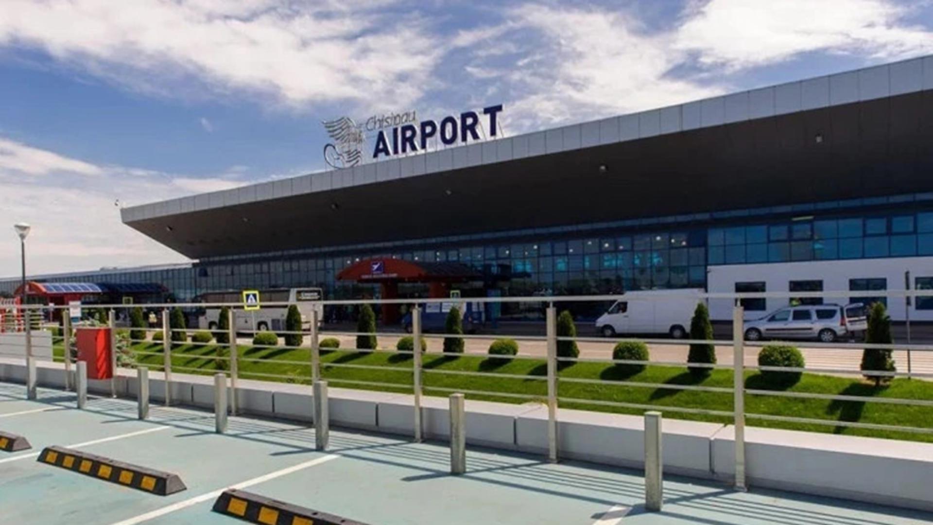 Alertă cu bombă la Aeroportul Chișinău: Sute de persoane evacuate în urma unei amenințări