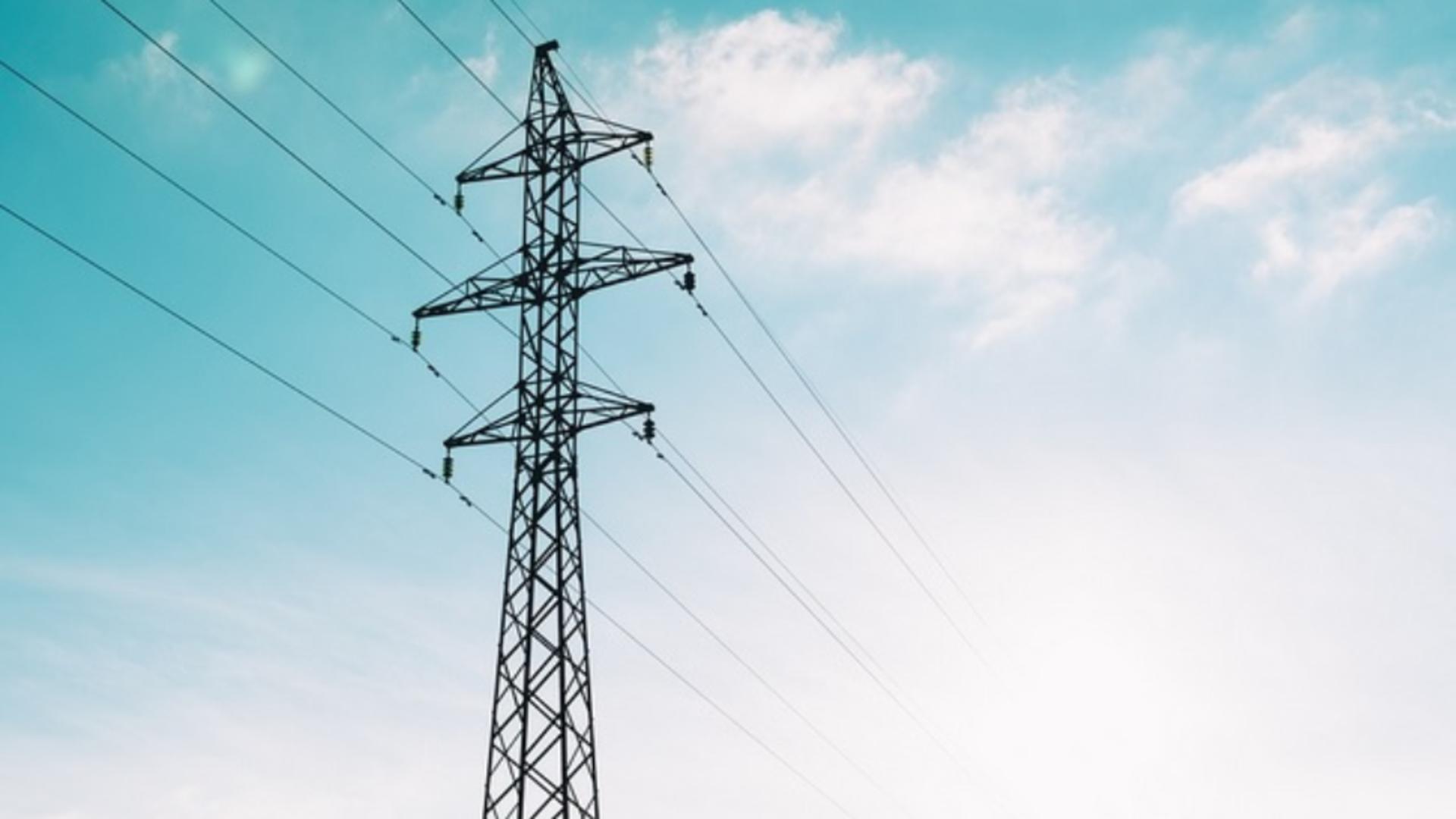 ANRE schimbă foaia. Ce noi reguli sunt pentru racordarea locurilor de producere a energiei electrice la rețelele publice?