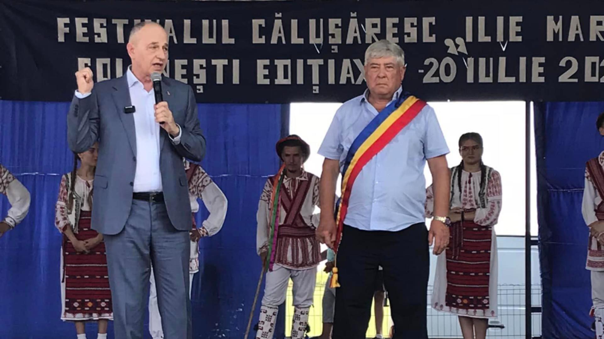 Mircea Geoană, huiduit la un festival din Olt: localnicii, dezgustați de discursul numărului 2 din NATO. Furia oamenilor îi taie avântul spre Cotroceni