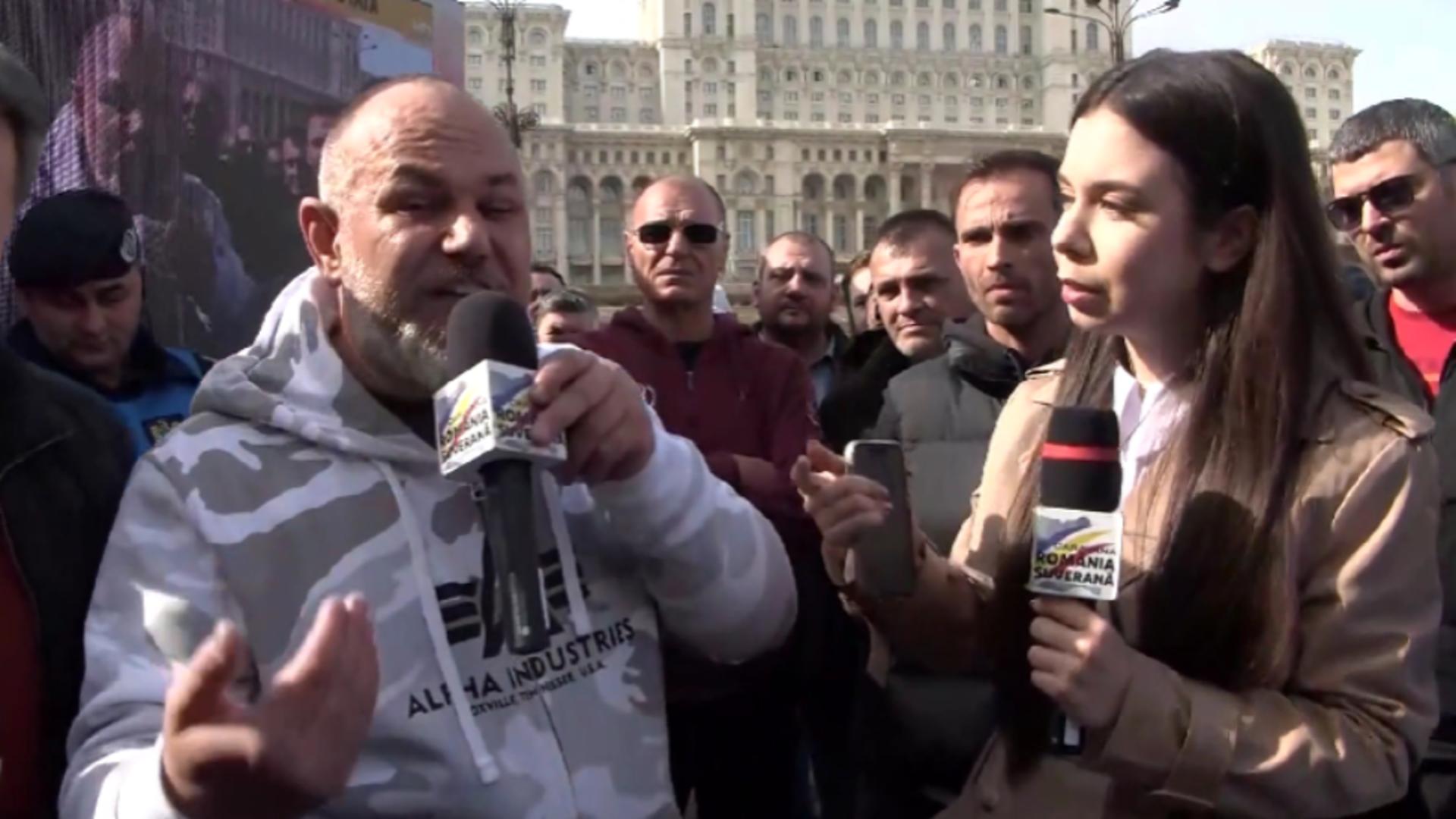 Caravana “România Suverană” descinde vineri în mijlocul minerilor revoltați de recalcularea pensiilor