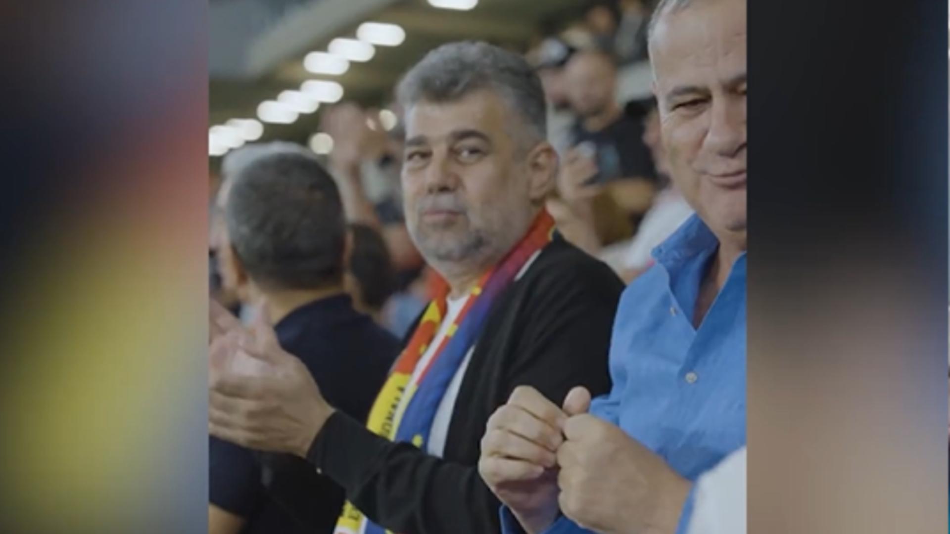 Lovitură de imagine în scandalul pensiilor: Ciolacu, filmat pe stadio. Cine l-a însoțit la meci pe liderul PSD VIDEO