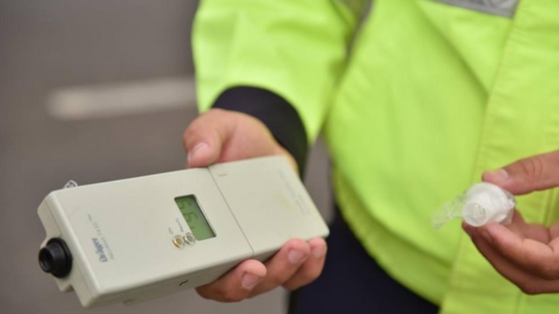 Sondaj de groază pentru pietonii români. Un șofer din 5 recunoaște că s-a urcat la volan băut