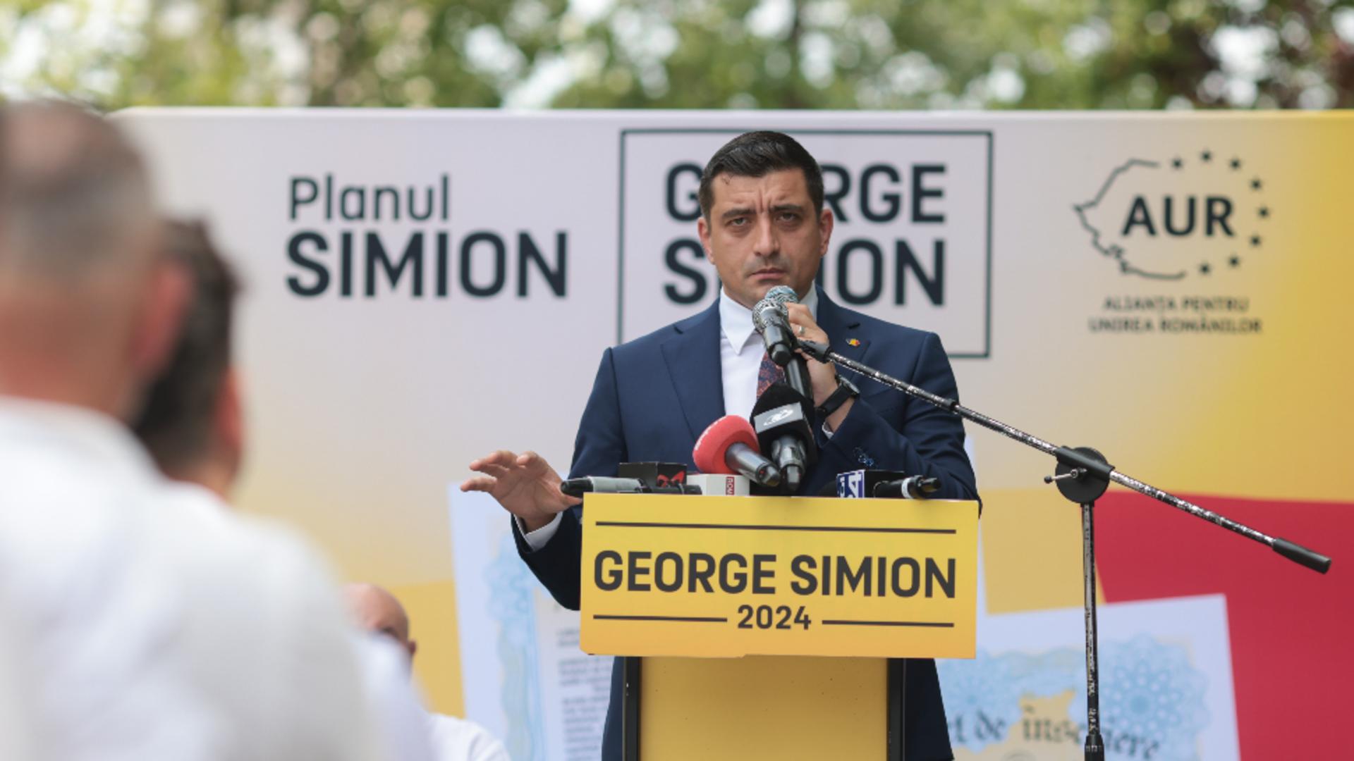 George Simion: „Elena Lasconi merge la evenimente sataniste! A fost la mai multe”