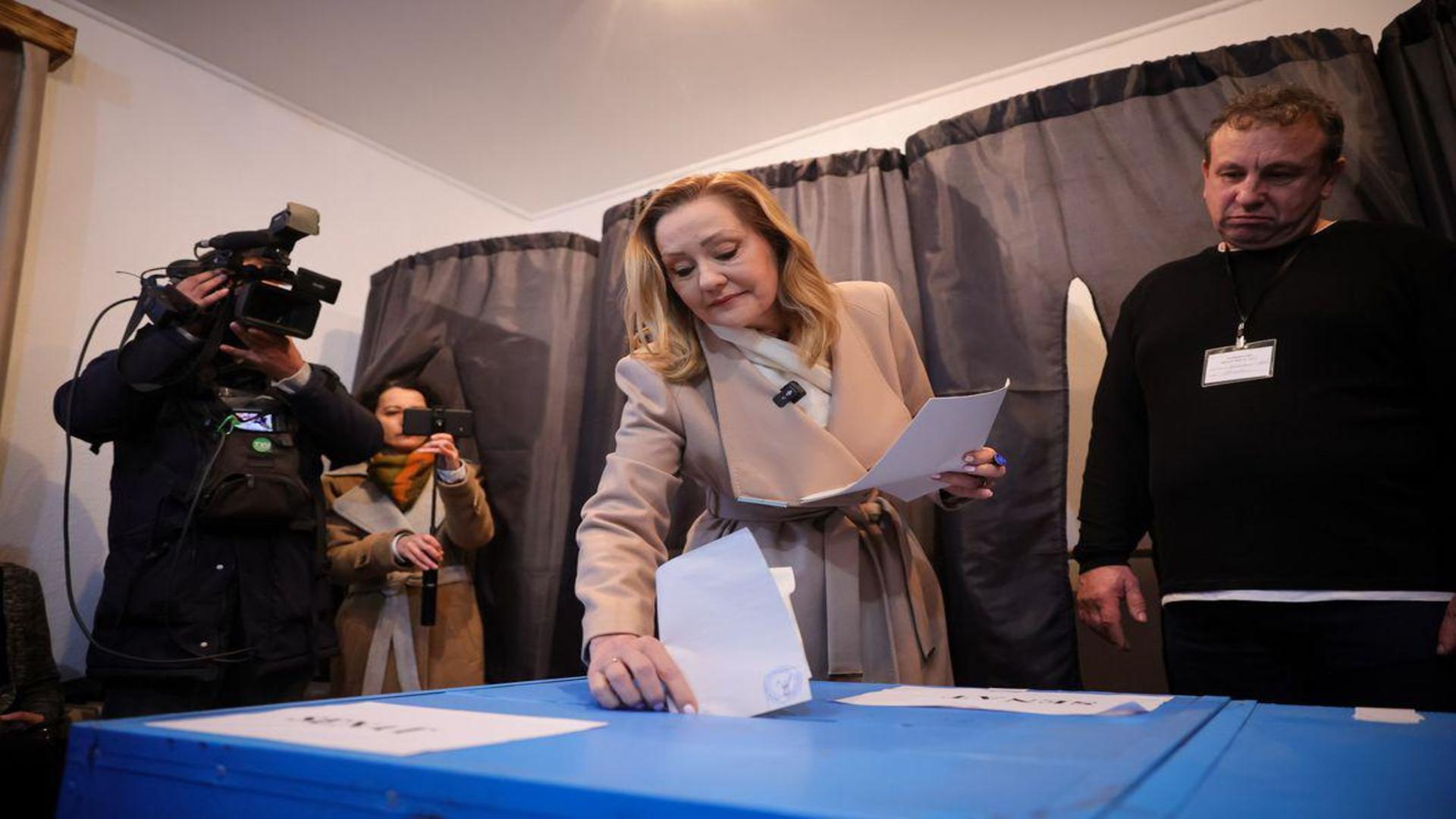 Elena Lasconi: „Dacă CCR va anula de zece ori alegerile, eu voi candida și a 11-a oară!”