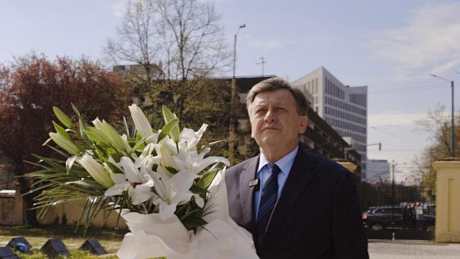 Crin Antonescu, reacție dură față de doi contracandidați: Victor Ponta și Nicușor Dan sunt impostori – VIDEO