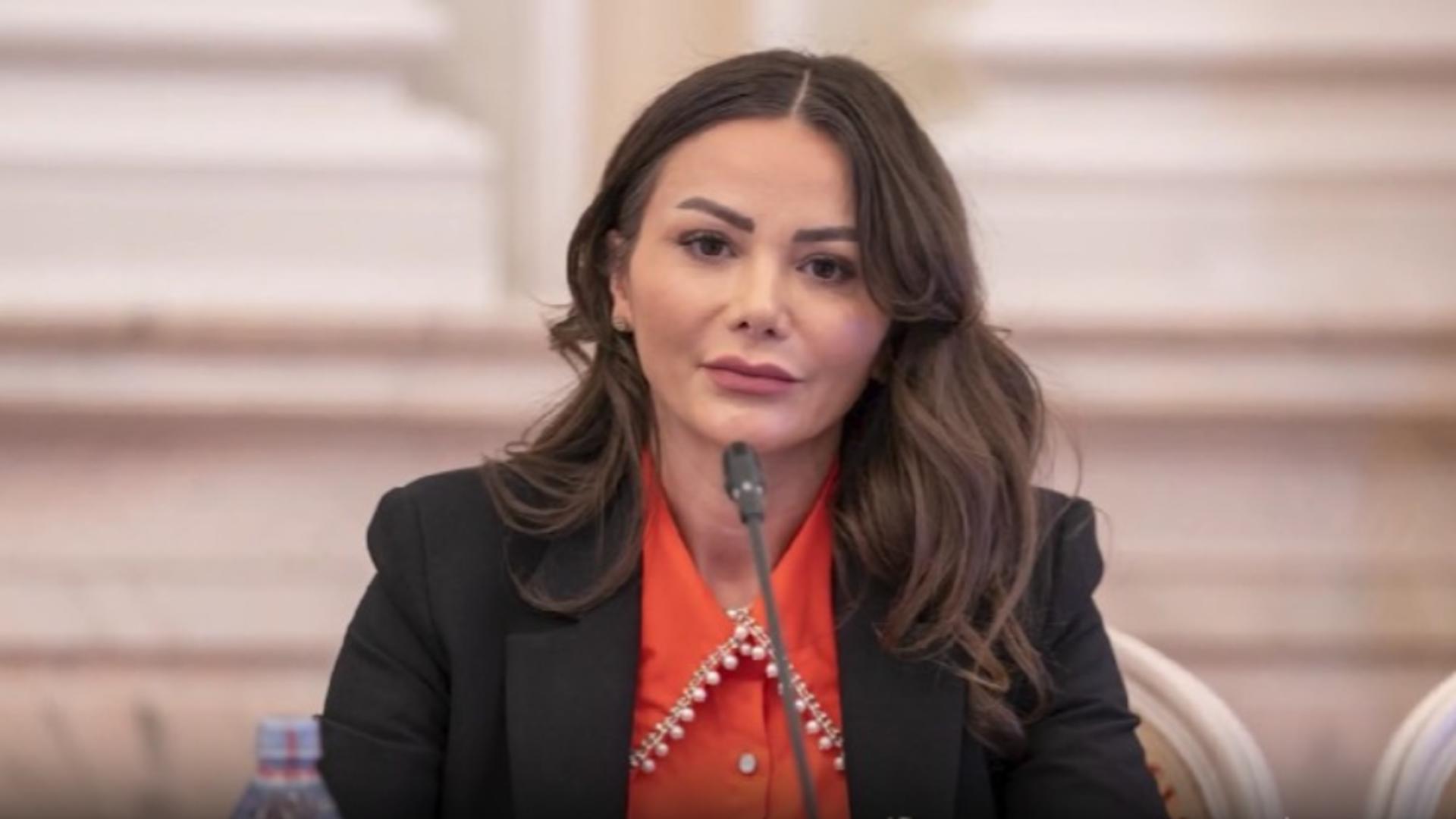 Confruntarea momentului în fața magistraților! Senatoarea Valentina Aldea și Oana Ungureanu, cea care a lovit-o cu o rangă urmează să se întâlnească în instanță în zilele următoare
