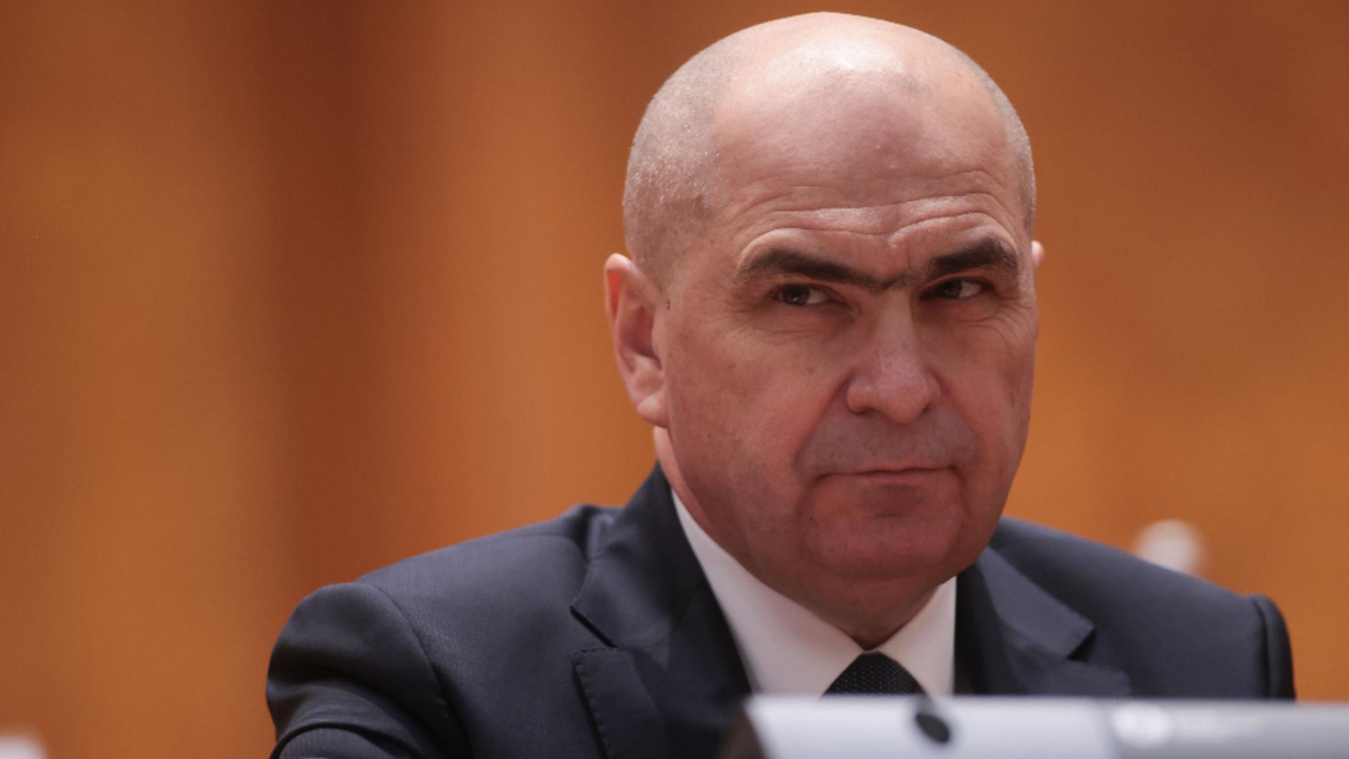 Ilie Bolojan preia șefia interimară la Ministerul Educației. Soluția de avarie după demisia uitată în sertare