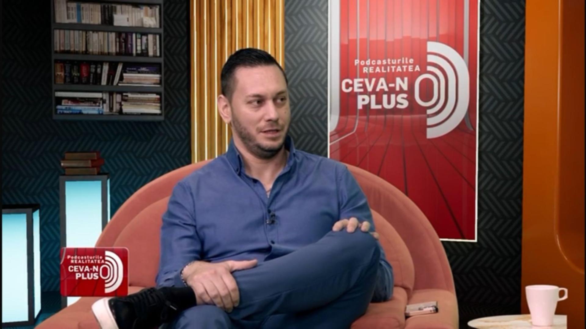Podcasturile REALITATEA – Ceva-n PLUS Răzvan Lucian face dezvăluiri în premieră la Realitatea PLUS: „Abdomenul e cel mai greu de lucrat” – VIDEO