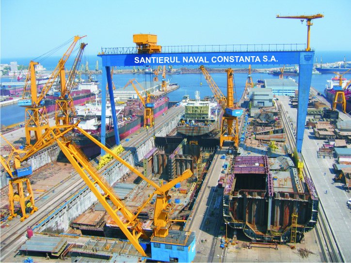 Anchetă după impactul unei nave cu o macara plutitoare în Portul Constanța. Cauzele incidentului sunt investigate